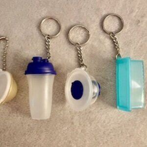 Tupperware 4 Mini-Keychains